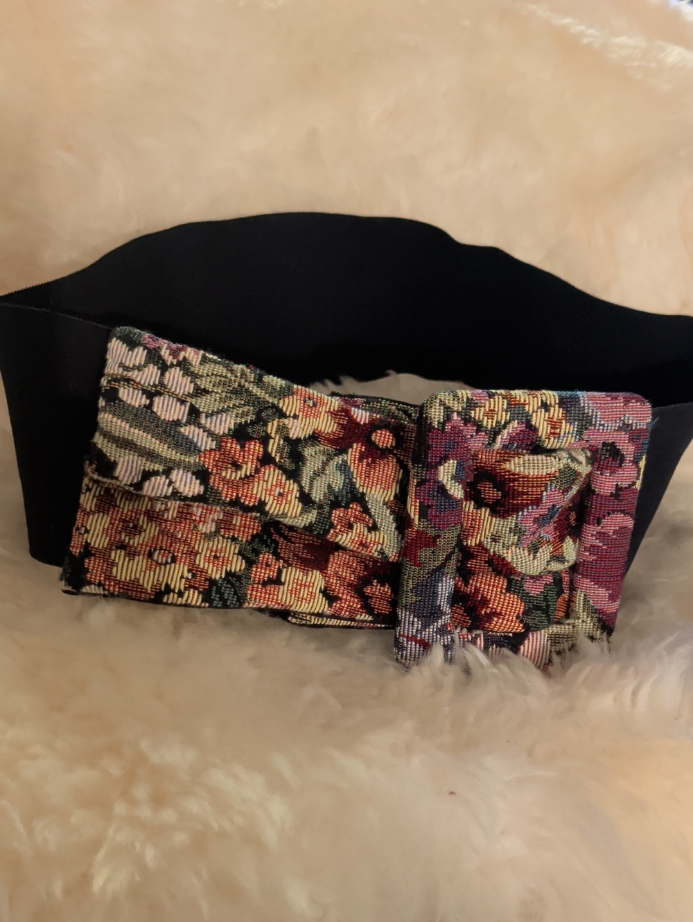 Floral Tapestry Bow Elastic Belt band in Black and Multicolor